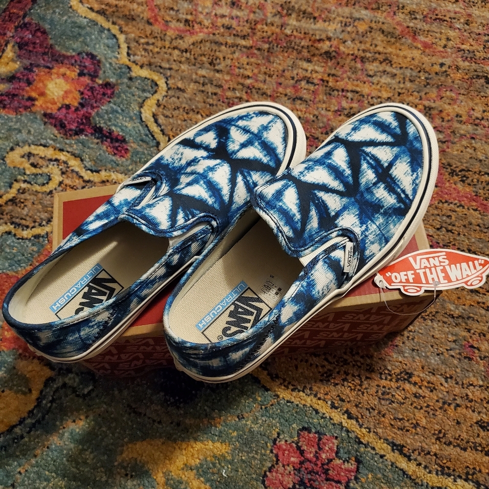 Tye dye Van's size 9